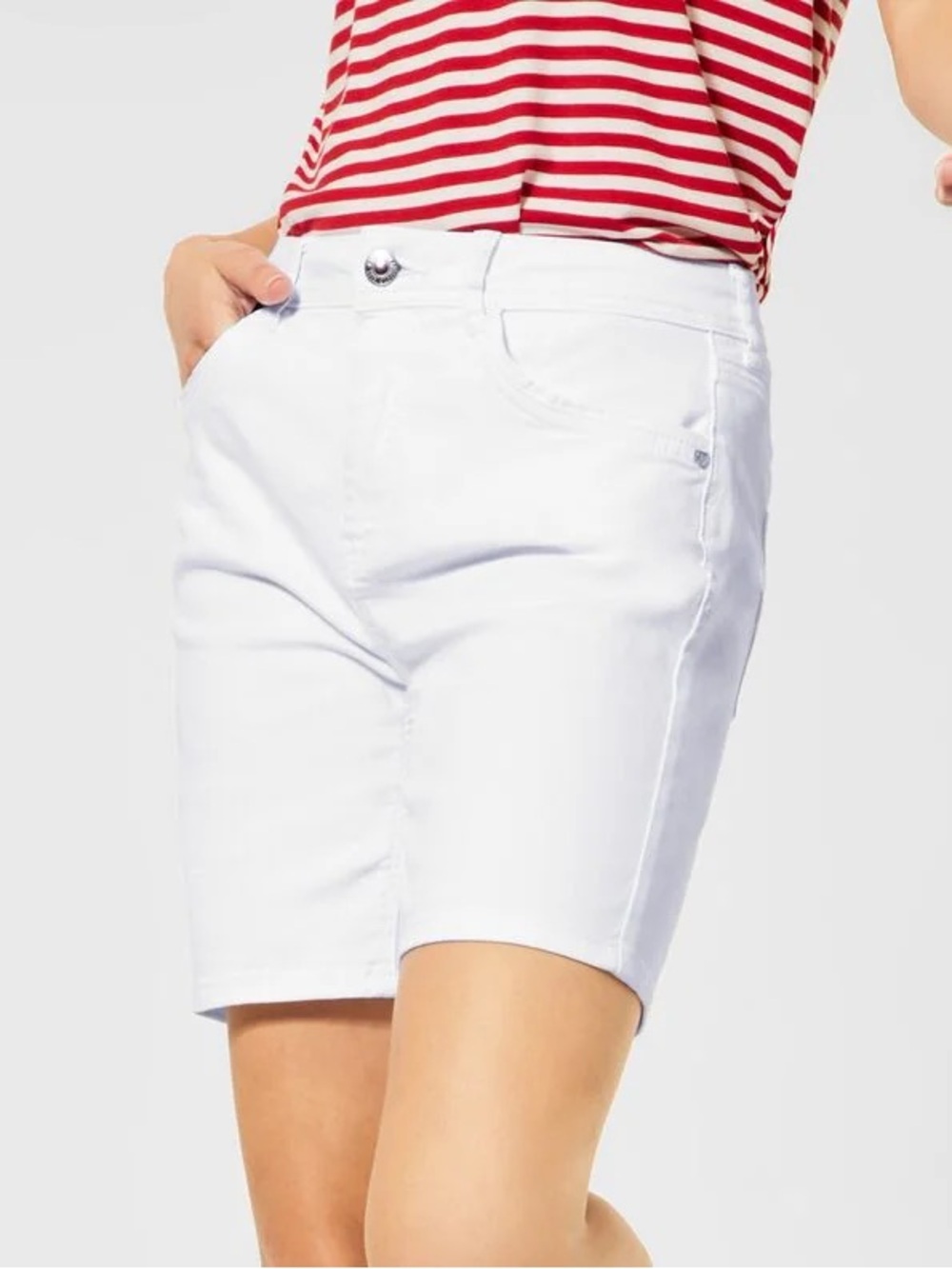 STREET ONE (30) Kate High-Waist Denim Shorts White Stretch